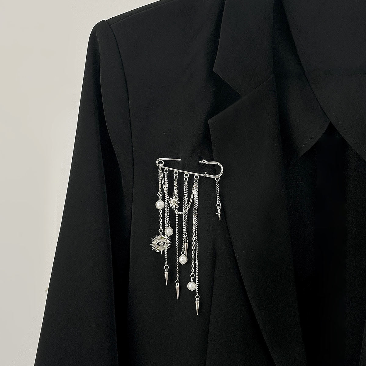 Women'S Accessories For Formal Wear - Spilla con perla imitazione Spilla con