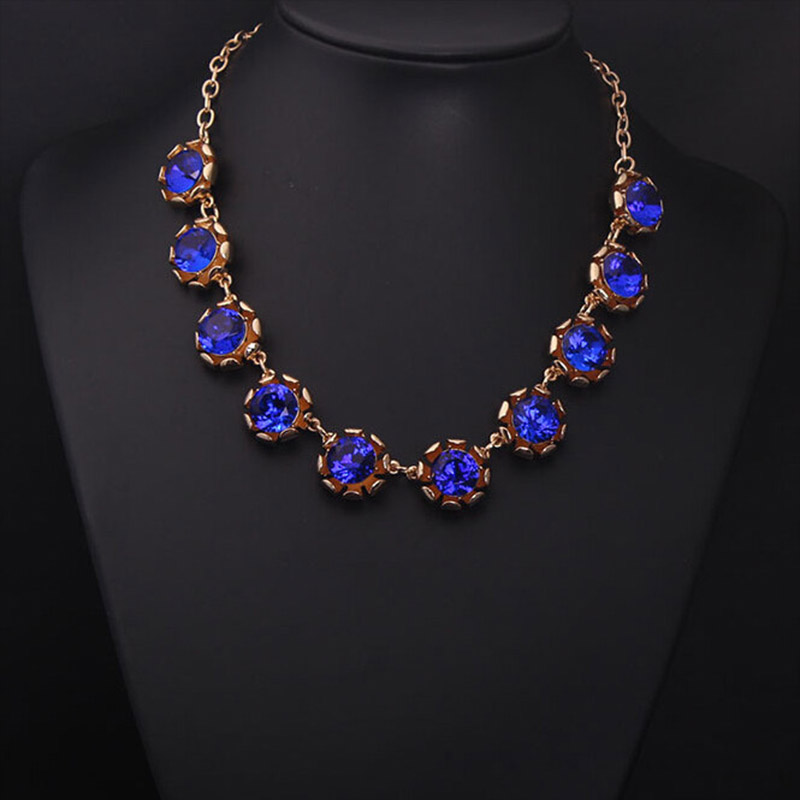 Nuova collana di cristallo di  - Women Accessories Dubai recensione e prezzo
